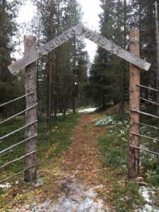 Tepasto nature trail gate