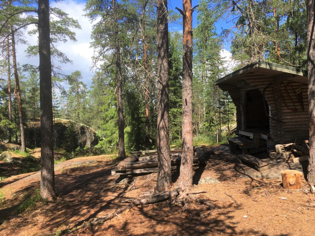 Marttila wilderness trails Lotikko lean-to shelter