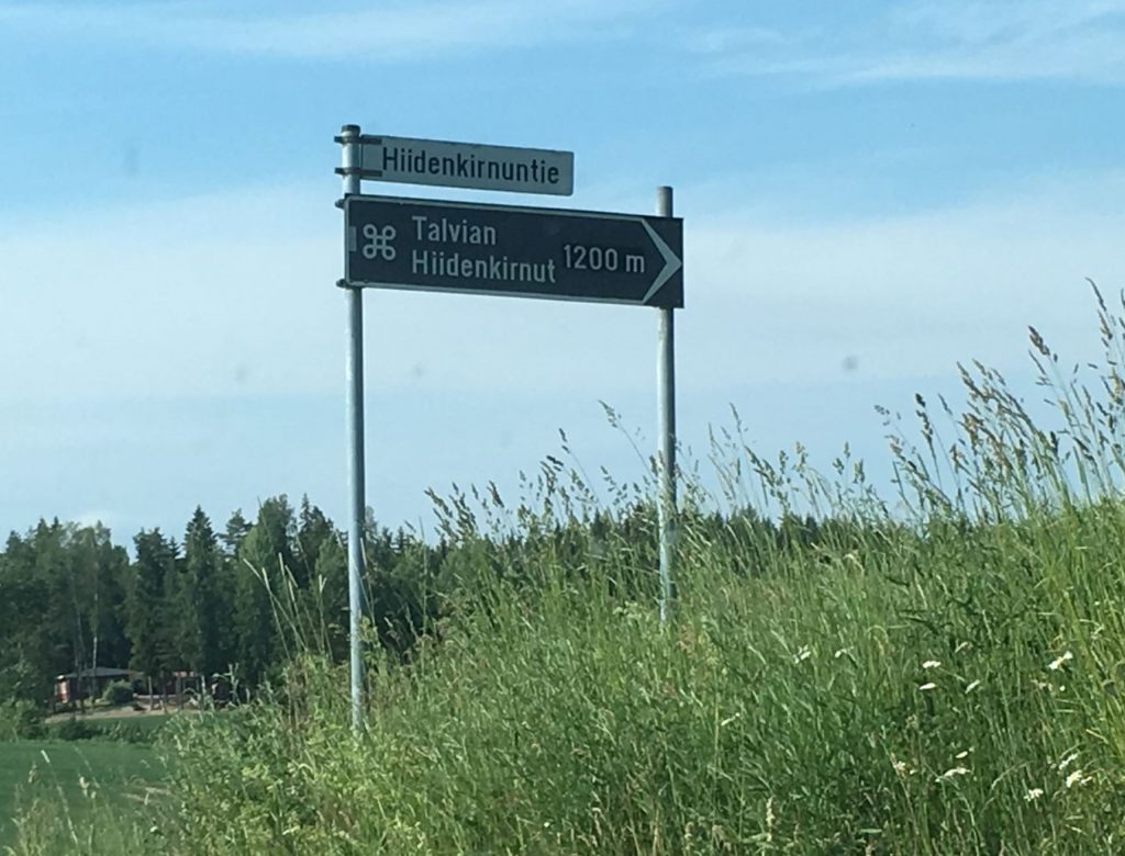 Talvia hiidenkirnut sign