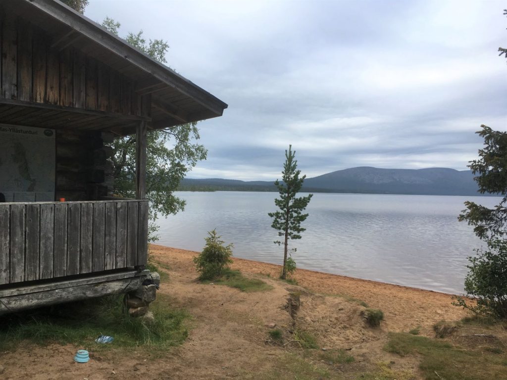 Punainenhiekka Pallasjärvi wilderness hut