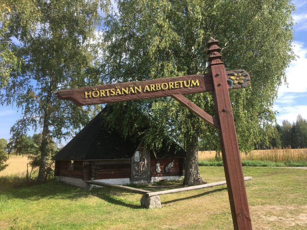 Hörtsänä Arboretum sign