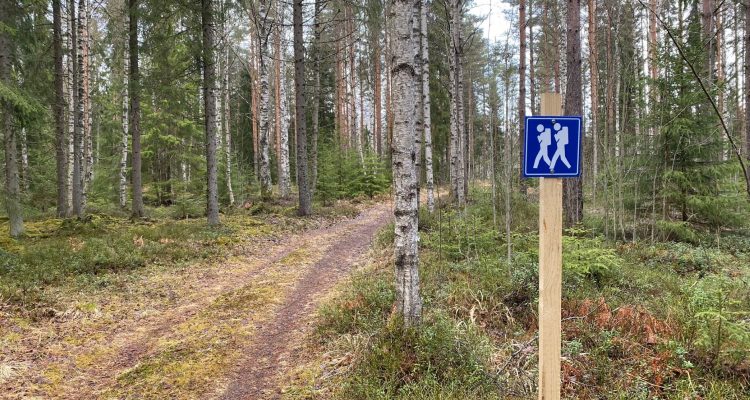 Hovimäki-Esakallio trail