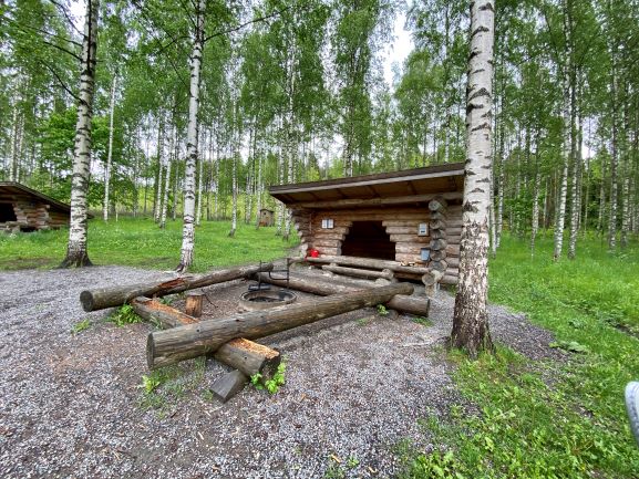 Lean-to shelters Pääkslahti Puumanni