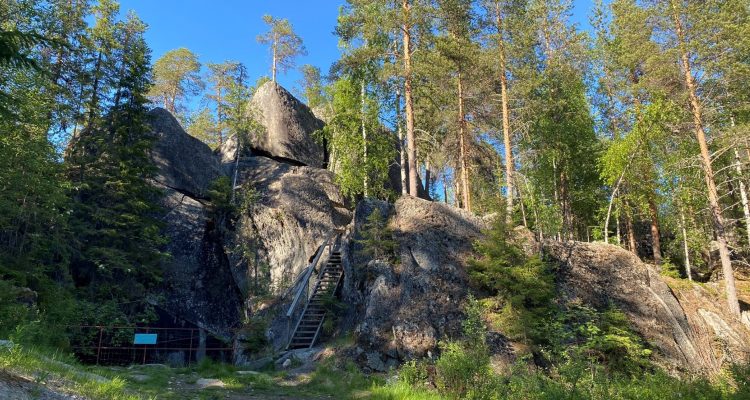 Sukulanrakka giants kettles in Rovaniemi