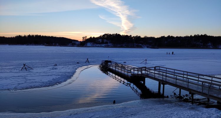 Ice swimming in Turku Finland 1