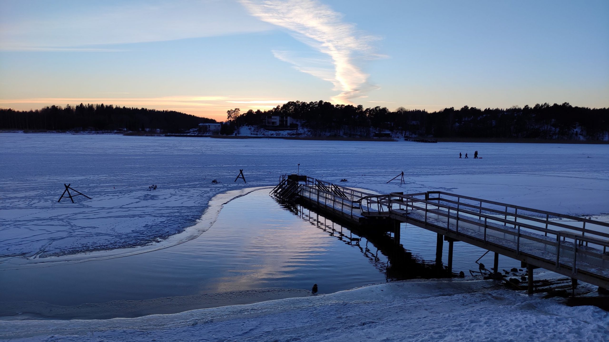 Ice swimming in Turku Finland 1