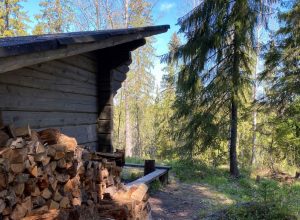 Mieliö lean-to shelter