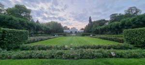 Helsinki Winter and Rose Garden Töölönlahti ruusutarha talvipuutarha