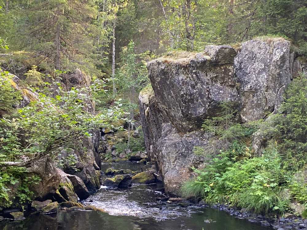 Pirunkirkko Devil's church of Puolanka