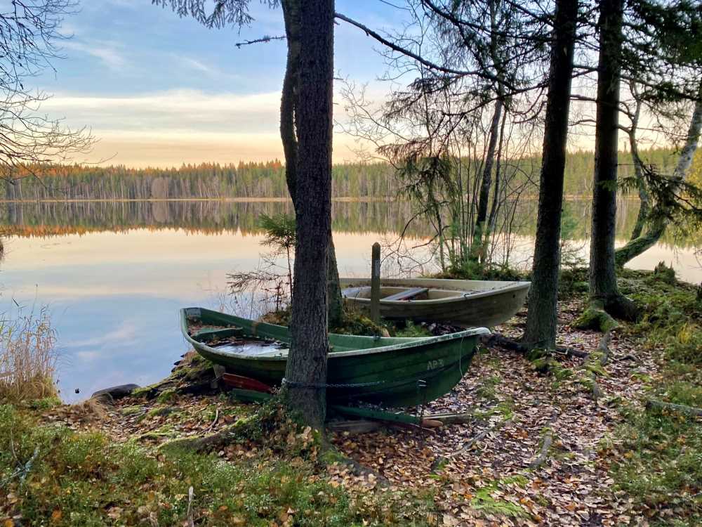 Boats by Tapolanjärvi
