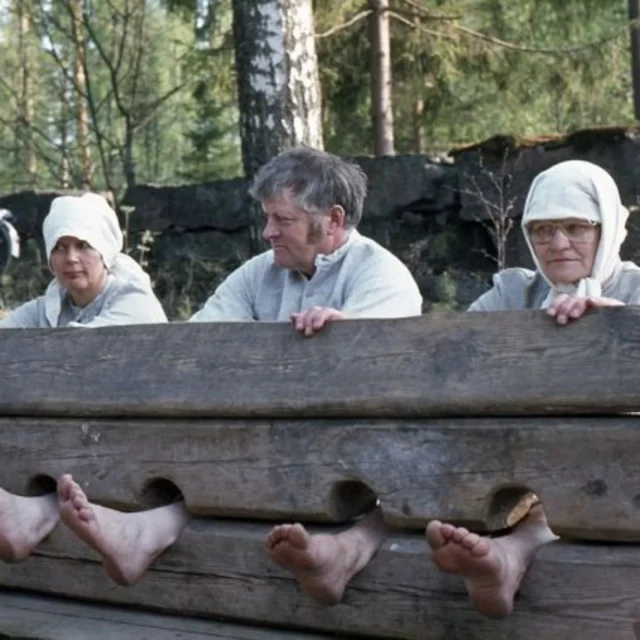 #crimeandpunishment have long been linked with nature in #Finland. You may have heard of the stocks, whipping trees, and hanging hills. But do you know their history? We wrote about them in our latest blog post. The image shows people reenacting the use of the stocks. 

#history #finnishnature #finnishhistory #punishment #legalsystem 

Image credit: Kouvolan kaupunki 1981 @kouvolankaupunki 
Photographer: Osmo Pykälä.